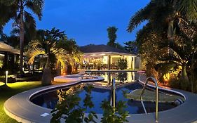 Alona Royal Palm Resort